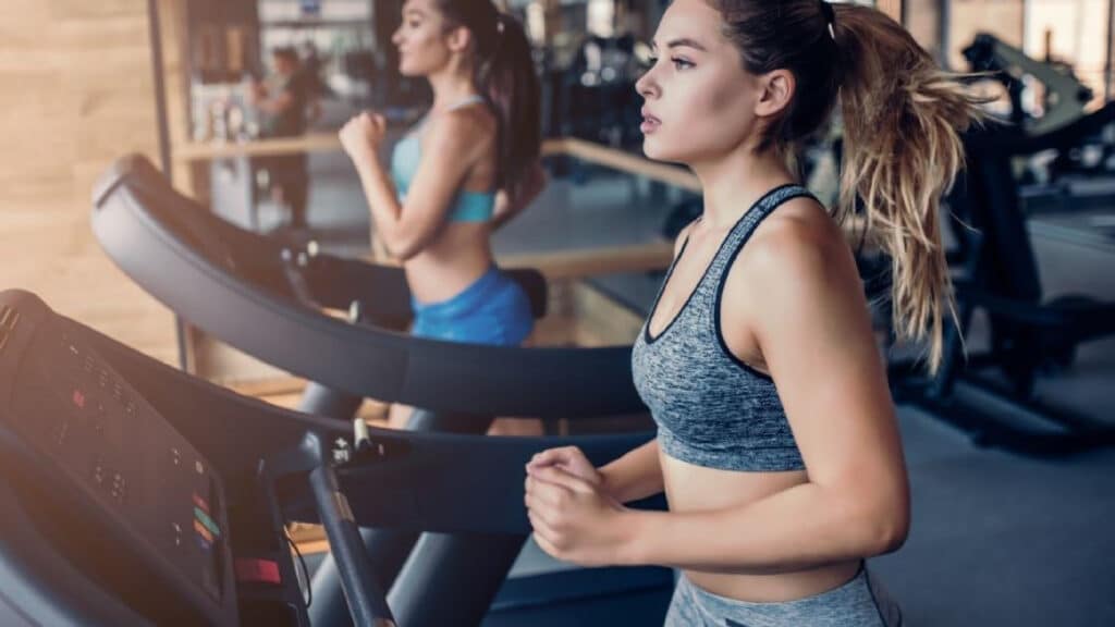 ¿Es mejor hacer cardio antes o después de entrenar?