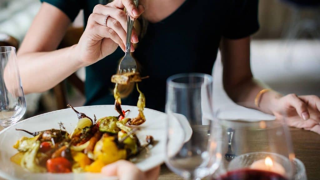 Desintoxicarse tras excesos de comida