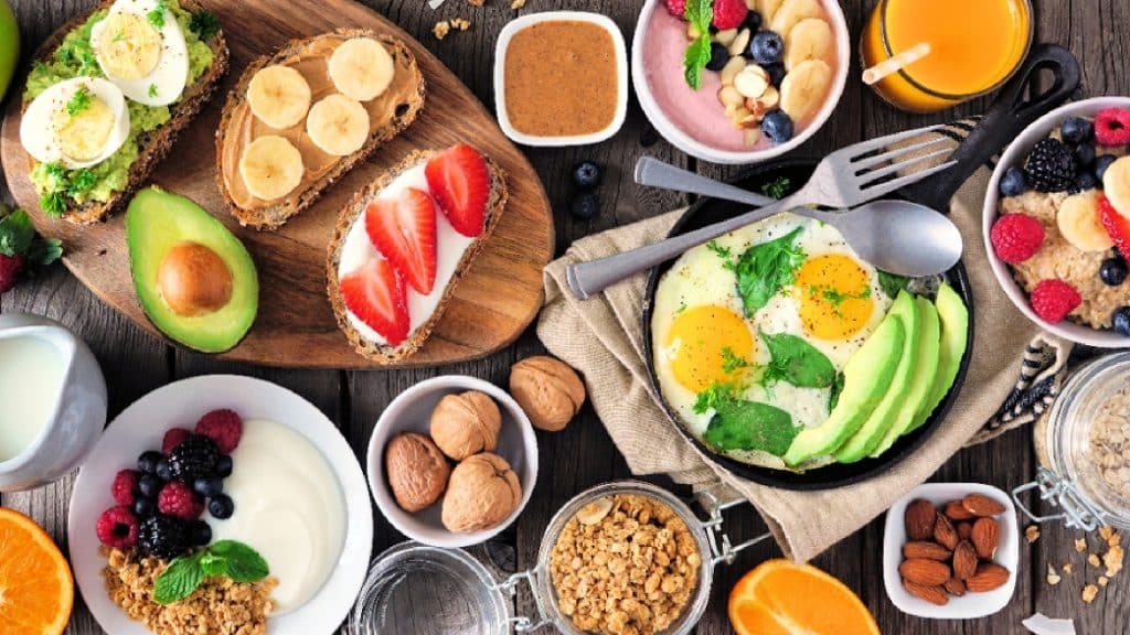 Lo que no puede faltar en un desayuno